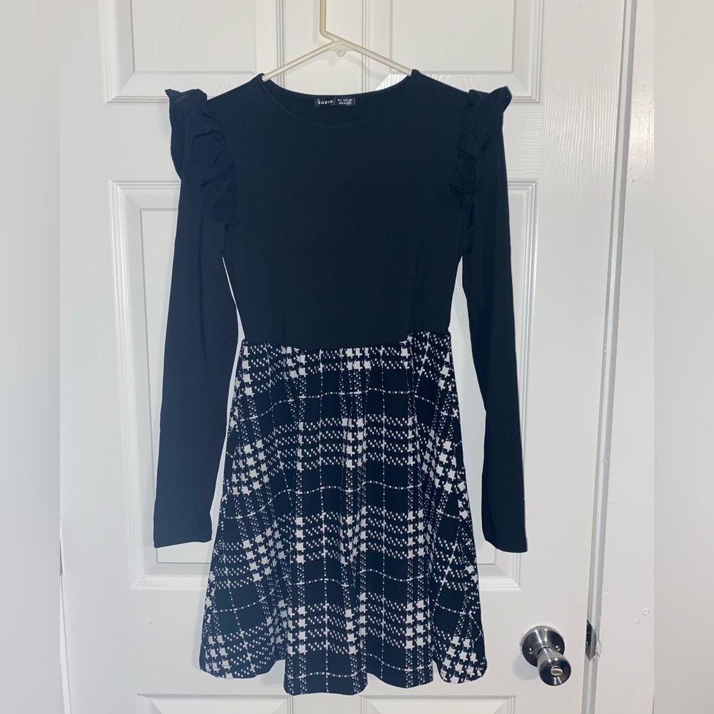 Gingham Long Sleeve Dress